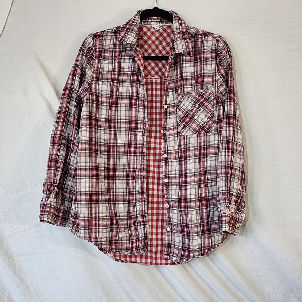 Aeropostale Women's Red and White Plaid Long Sleeve Button Down Shirt